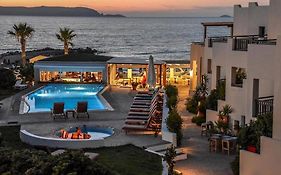 Yria Beach Hotel